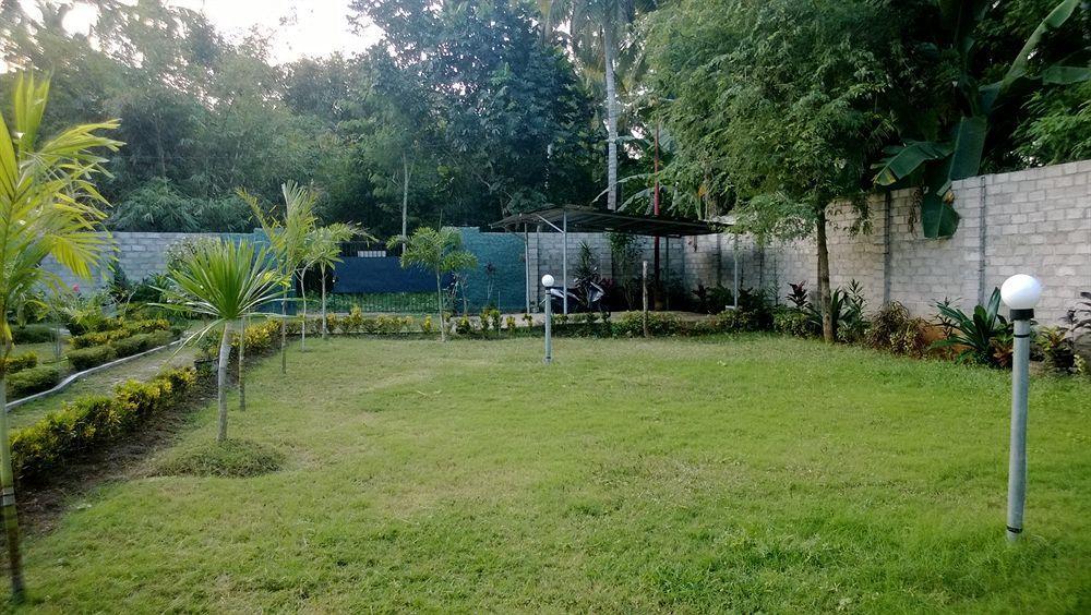 Shu Villa Lombok Kuta  Extérieur photo