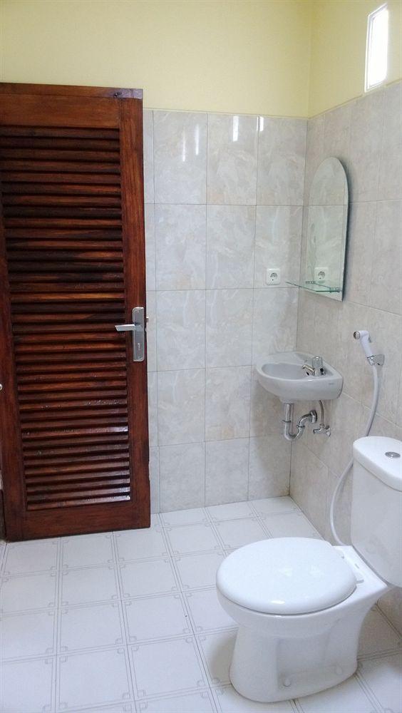 Shu Villa Lombok Kuta  Extérieur photo
