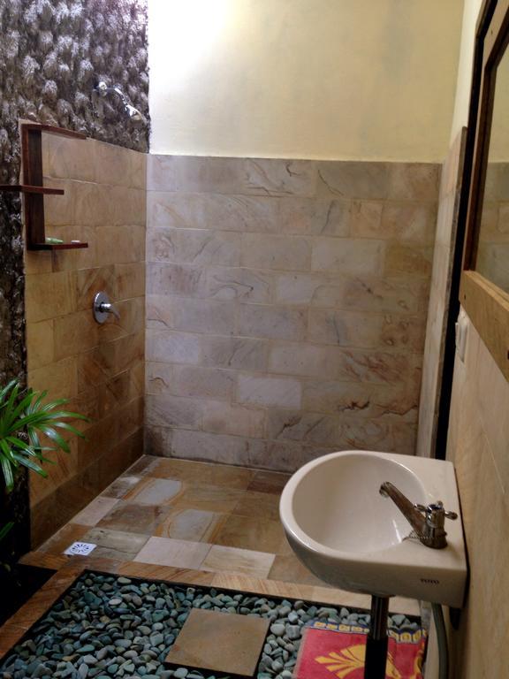 Shu Villa Lombok Kuta  Extérieur photo