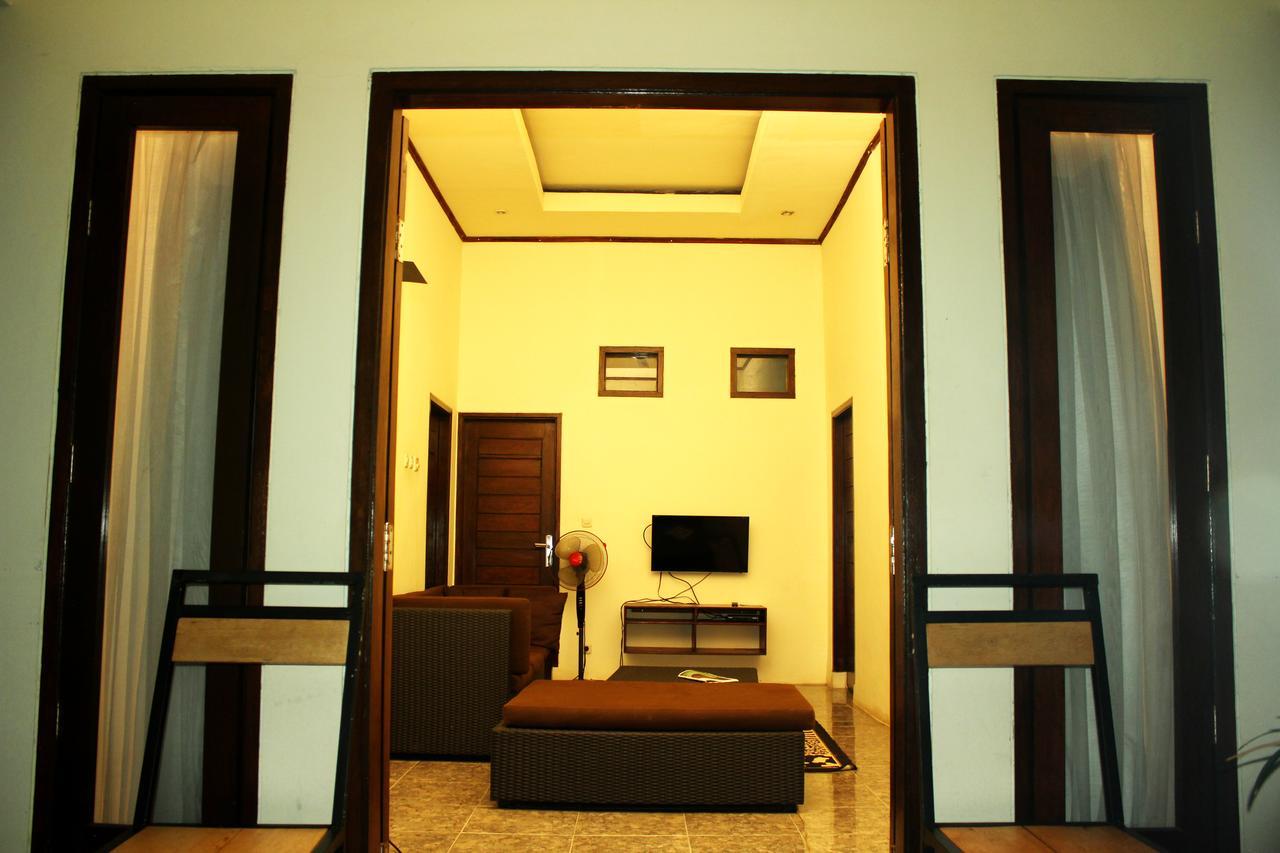 Shu Villa Lombok Kuta  Extérieur photo
