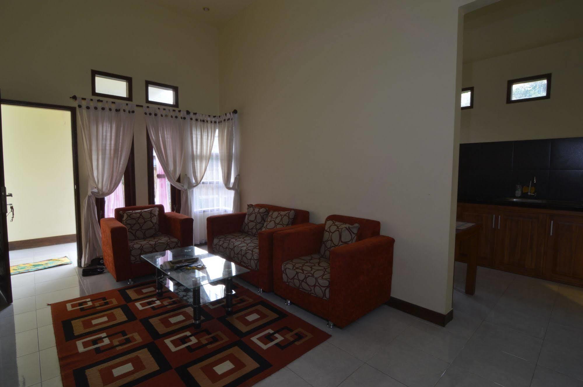 Shu Villa Lombok Kuta  Extérieur photo