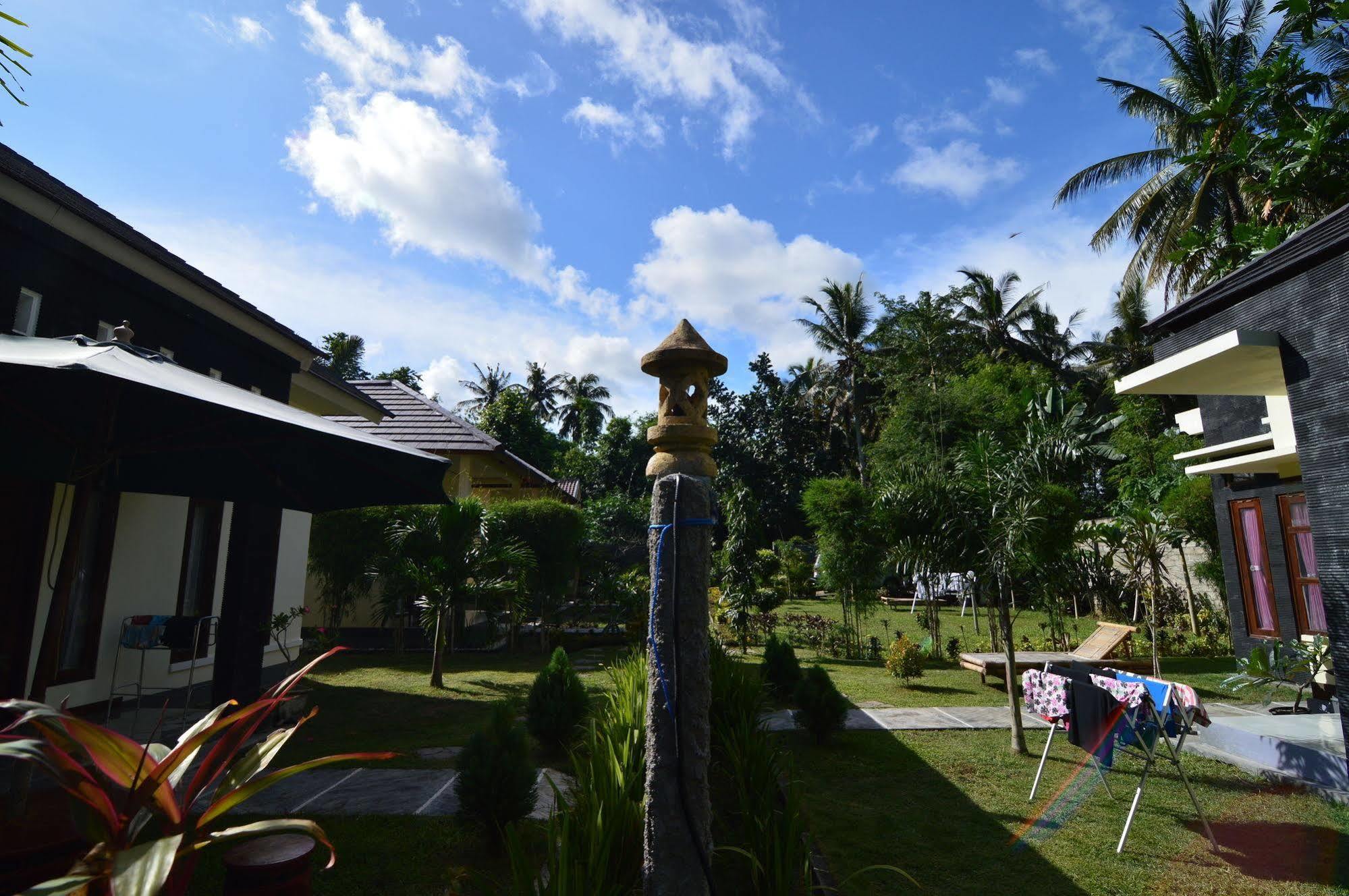 Shu Villa Lombok Kuta  Extérieur photo